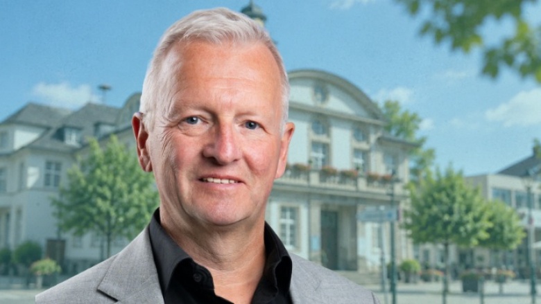 Dr. Bernd Dedert